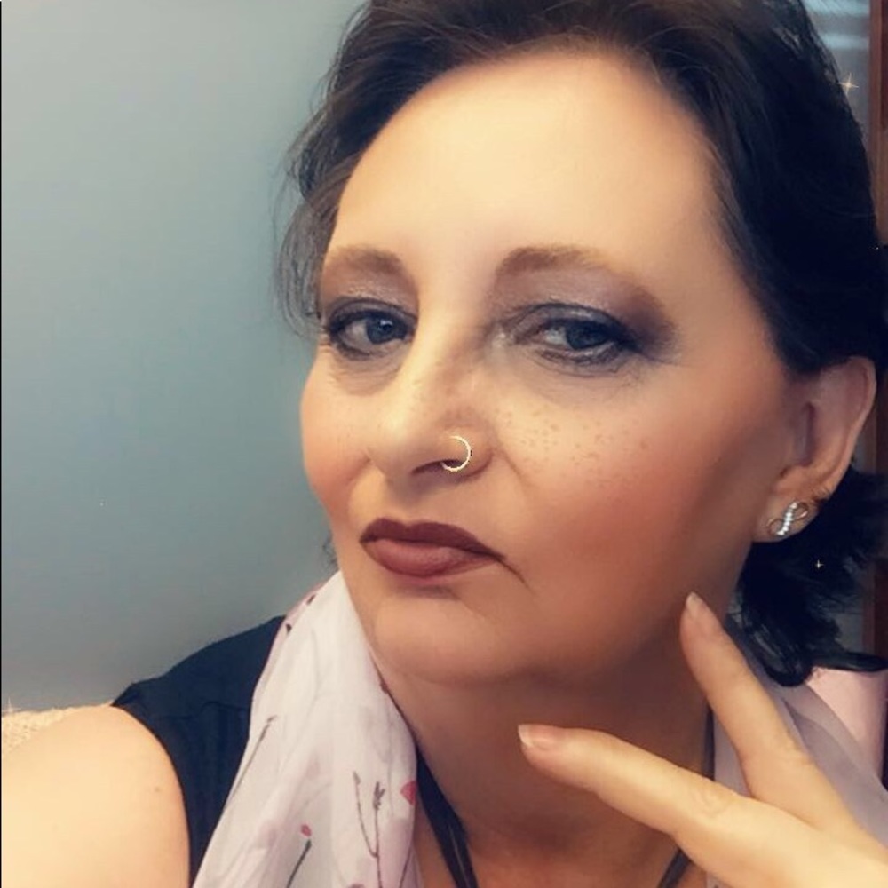 Meet your Posher, Robin